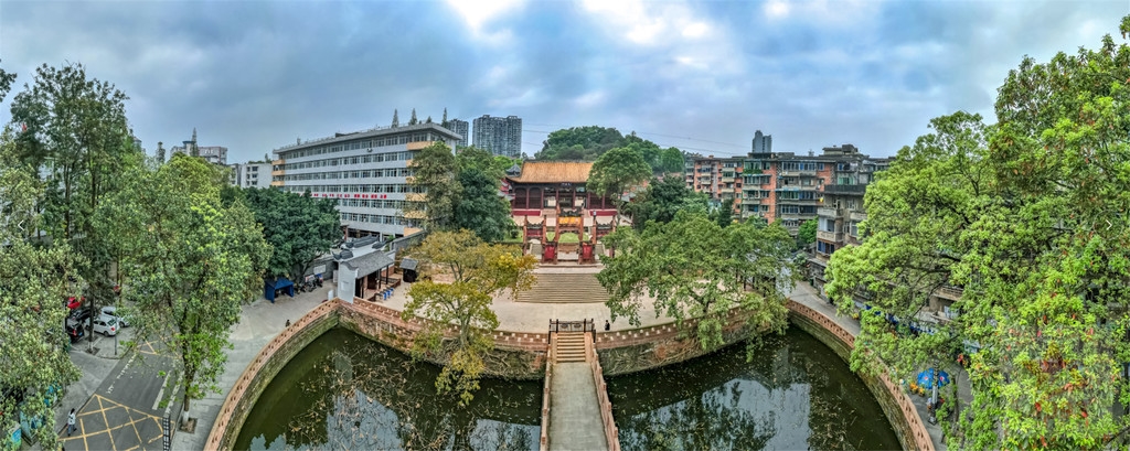 A scenic view of Leshan Jianwei Wenmiao