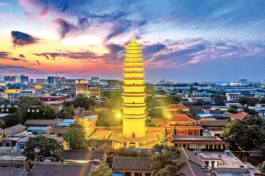 A scenic view of Liaocheng Xingguo Si Ta