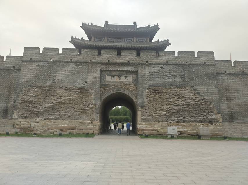 A scenic view of Liaoyang Dongjingcheng Chengzhi