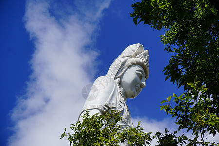 A scenic view of Lijiang Guanyinge Shike Zaoxiang
