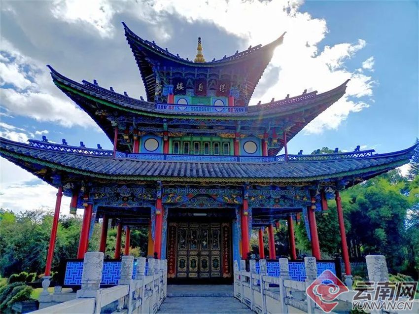 A scenic view of Lijiang Heilongtan Gujianzhuqun