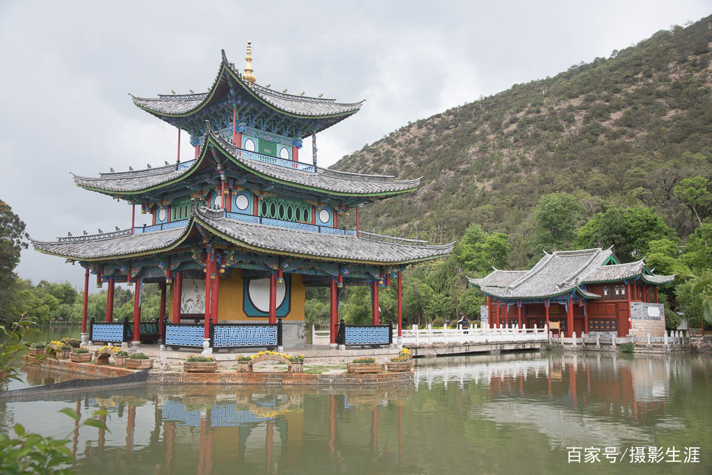 A scenic view of Lijiang Heilongtan Gujianzhuqun