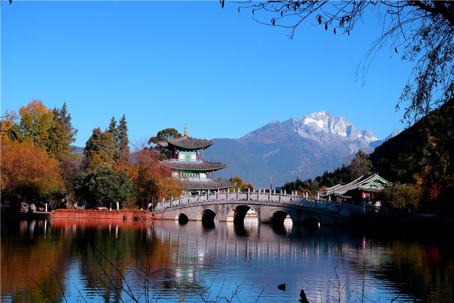A scenic view of Lijiang Heilongtan Gujianzhuqun
