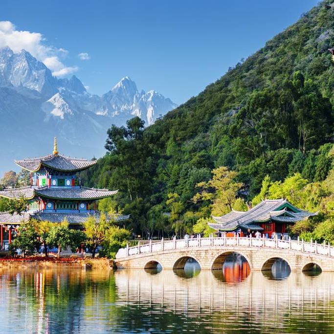A scenic view of Lijiang Heilongtan Gujianzhuqun