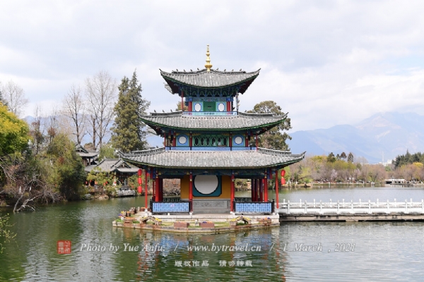 A scenic view of Lijiang Heilongtan Gujianzhuqun