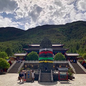 A scenic view of Lijiang Pujisi