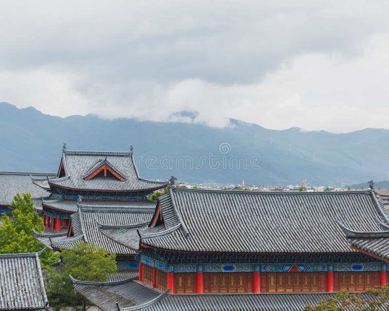 A scenic view of Lijiang Qina Gujianzhuqun