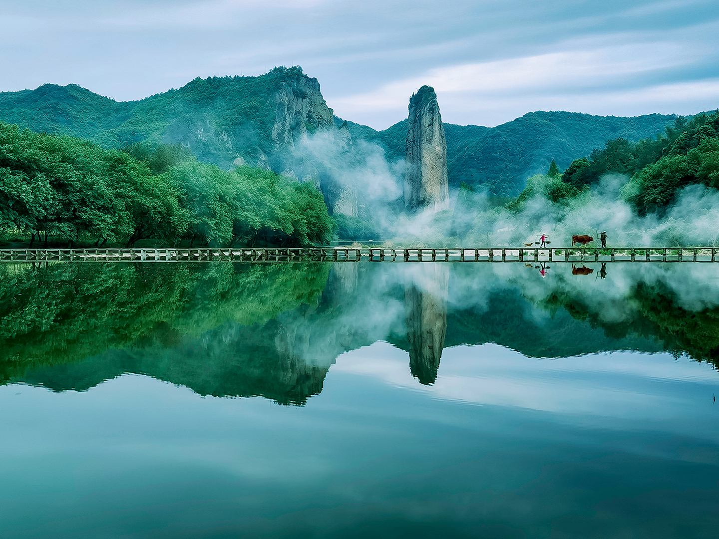 A scenic view of Lincang Shifodong Yizhi