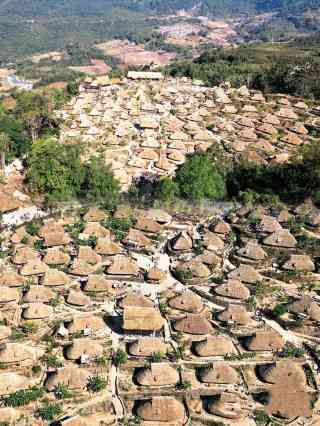 A scenic view of Lincang Shifodong Yizhi