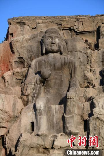 A scenic view of Linfen Guajiashan Cliff Statue