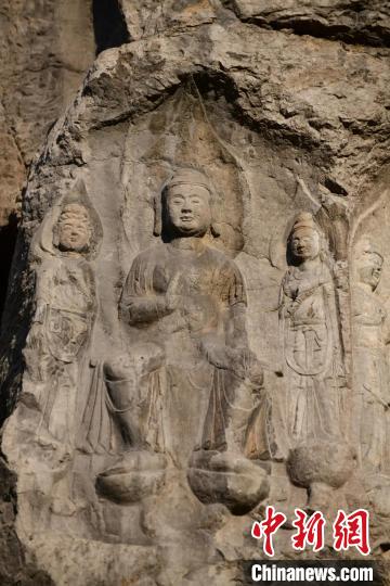 A scenic view of Linfen Guajiashan Cliff Statue