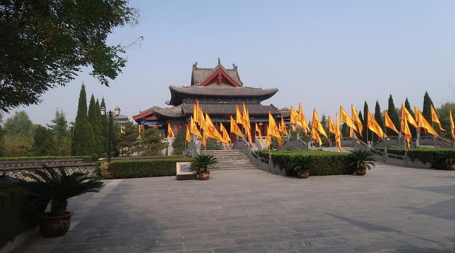 A scenic view of Linfen Hongdong Shangshan Temple