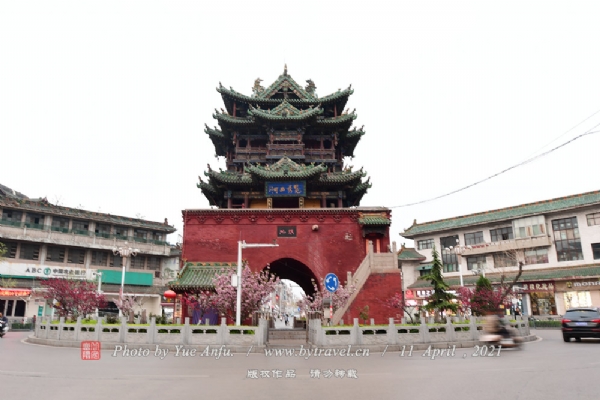 A scenic view of Linfen Huozhou Drum Tower