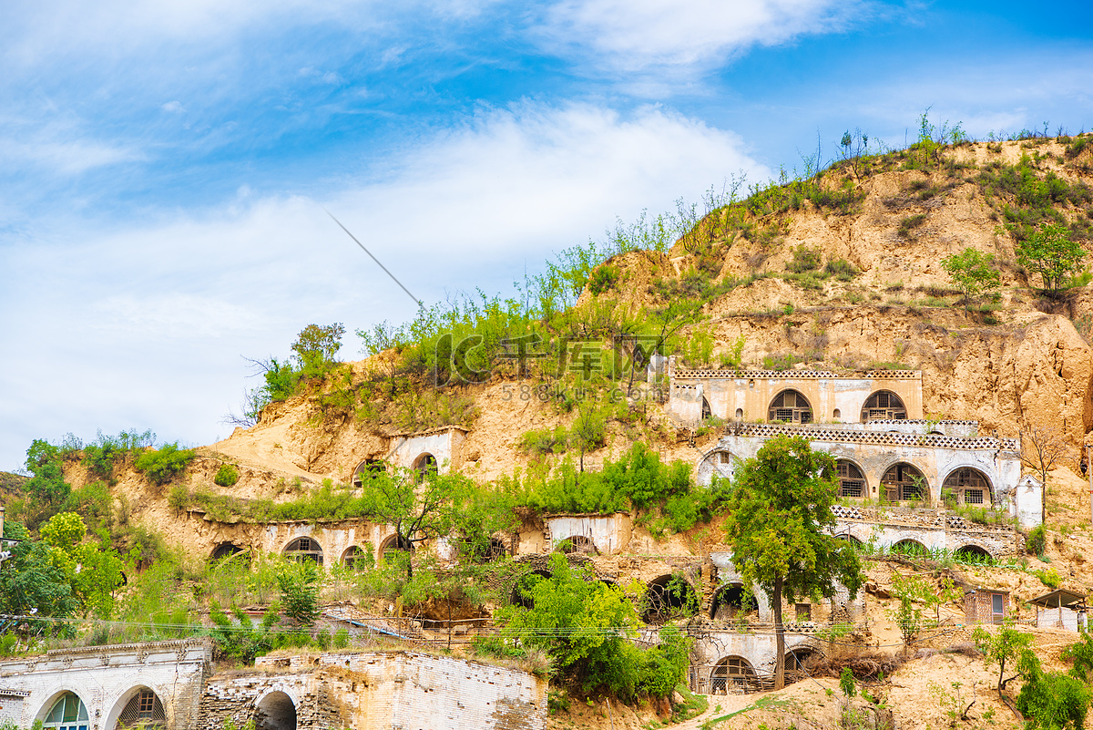 A scenic view of Linfen Laojun Dong