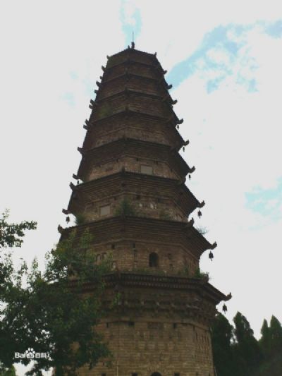 A scenic view of Linfen Mayi Temple Brick Pagoda