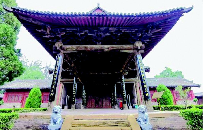 A scenic view of Linfen Niuwang Temple Stage
