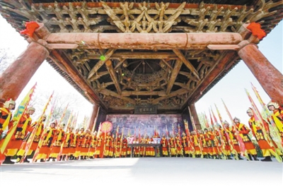 A scenic view of Linfen Qiaoze Miao Stage