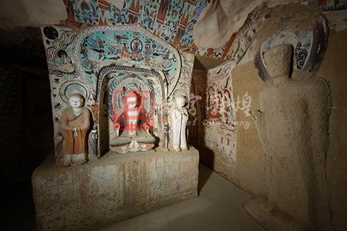 A scenic view of Linfen Qilijiao Thousand Buddha Grottoes