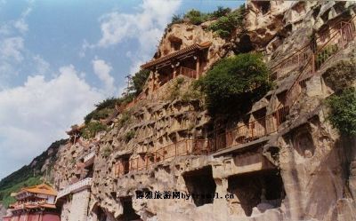A scenic view of Linfen Qilijiao Thousand Buddha Grottoes