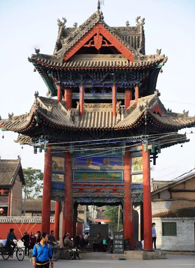 A scenic view of Linfen Shi Si Paifang And Mu Si Paifang