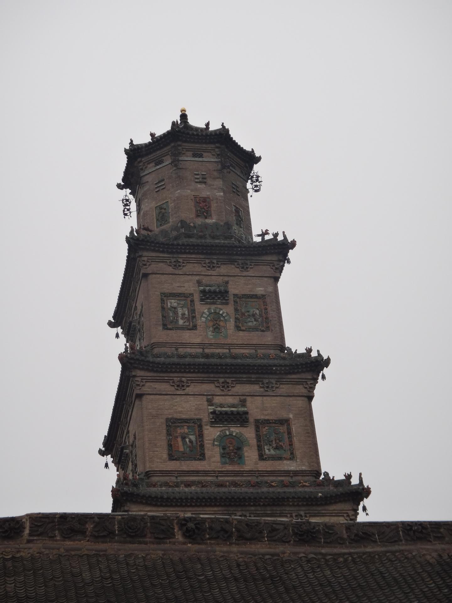 A scenic view of Linfen Tiefo Temple