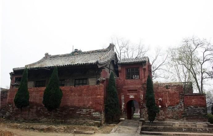 A scenic view of Linfen Wahuang Miao