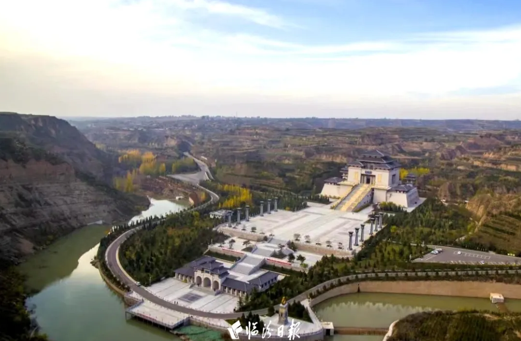 A scenic view of Linfen Yaoling Temple