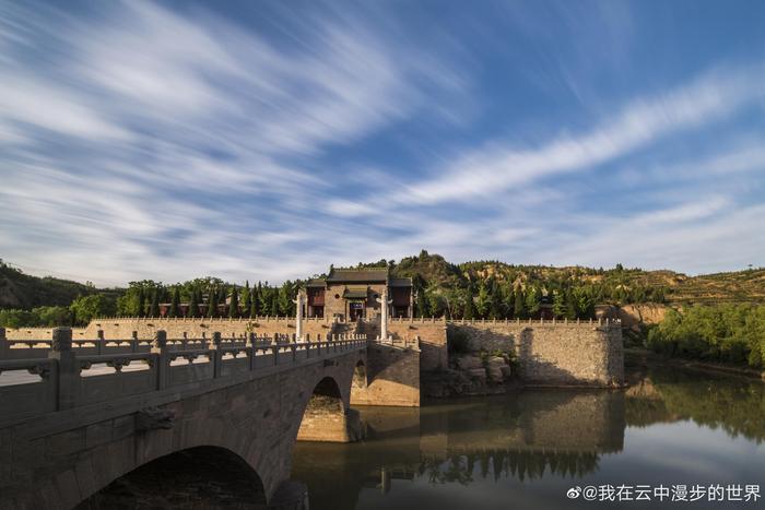 A scenic view of Linfen Yaoling Temple