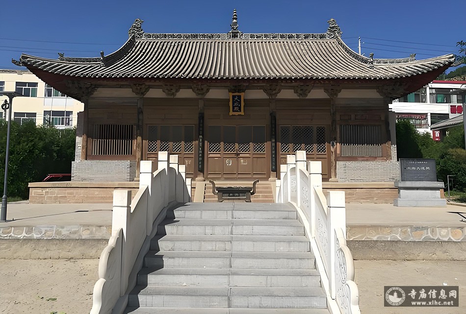 A scenic view of Linfen Yonghe Confucian Temple Hall