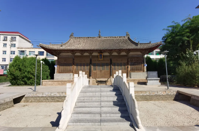A scenic view of Linfen Yonghe Confucian Temple Hall