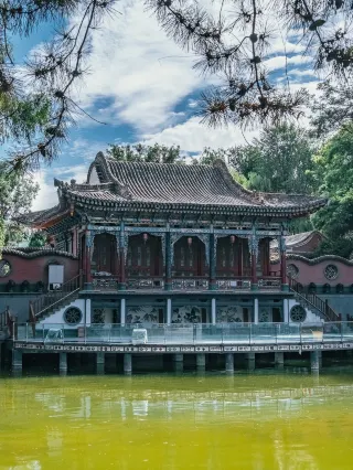 A scenic view of Linxia Linjia Yizhi