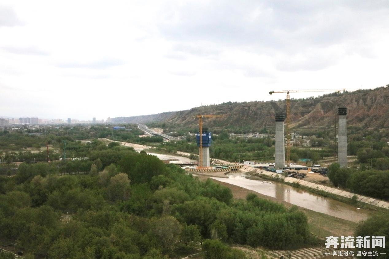 A scenic view of Linxia Xinzhuangping Yizhi