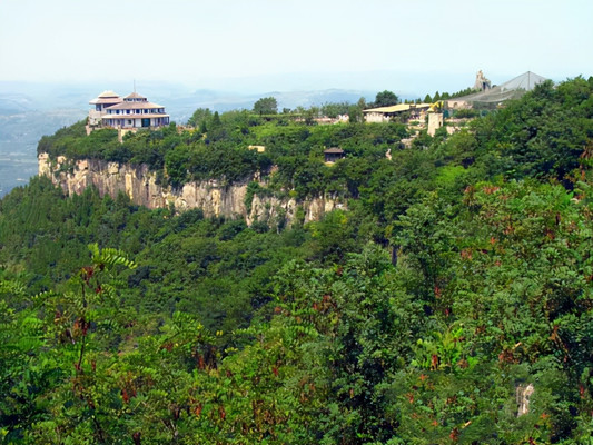 A scenic view of Linyi Feixian Gucheng Yizhi