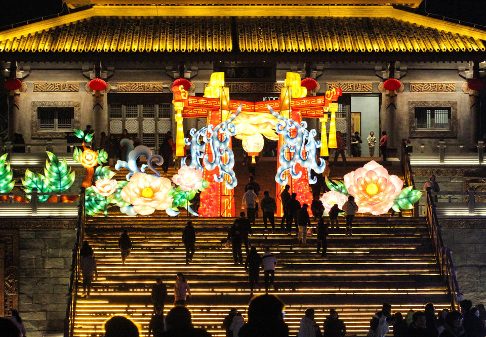 A scenic view of Linyi Tanguo Gucheng