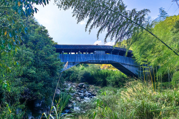 A scenic view of Lishui Chuzhou Langqiao