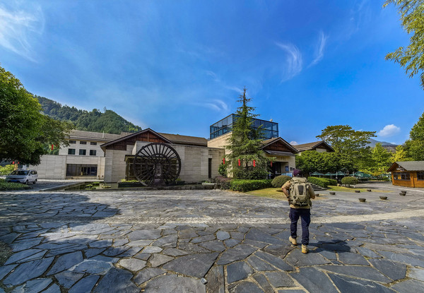 A scenic view of Lishui Chuzhou Langqiao