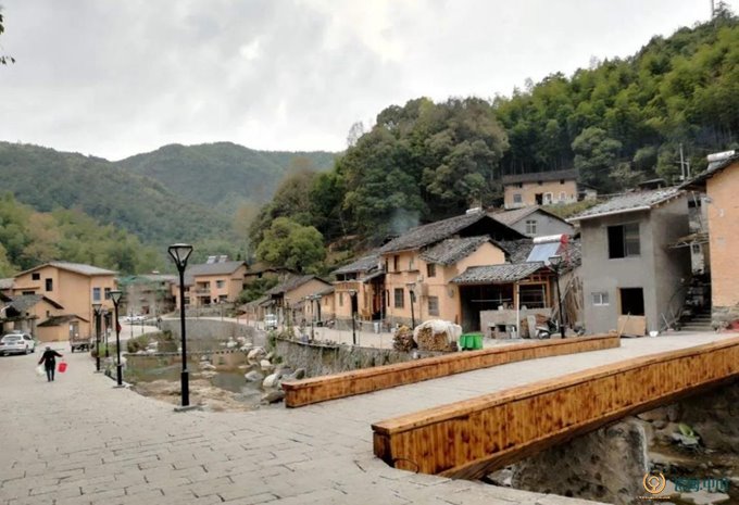 A scenic view of Lishui Dayao Longquan Yao Yizhi