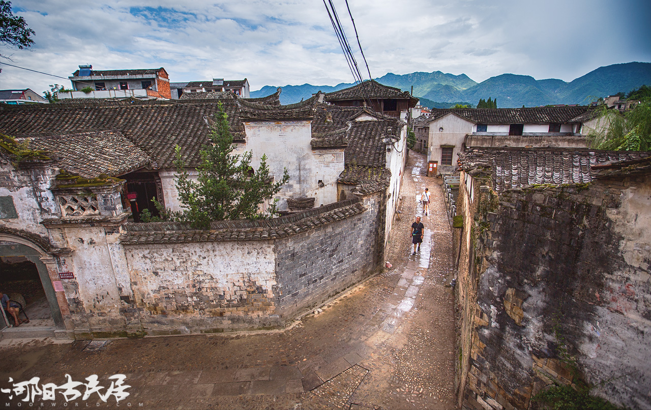 A scenic view of Lishui Heyangcun Xiangtu Jianzhu