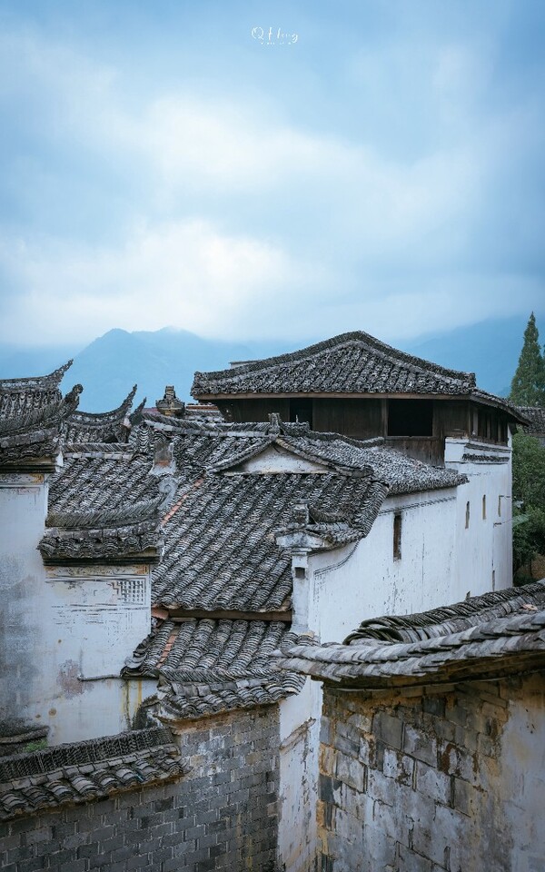 A scenic view of Lishui Heyangcun Xiangtu Jianzhu