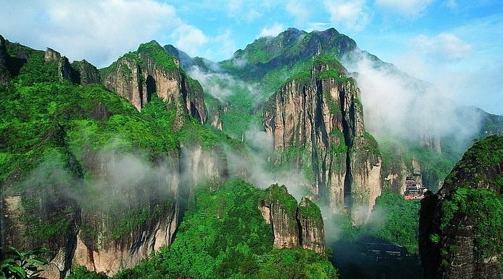 A scenic view of Lishui Shimendong Moya Tike