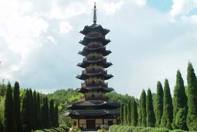 A scenic view of Lishui Songyang Yanqingsi Ta