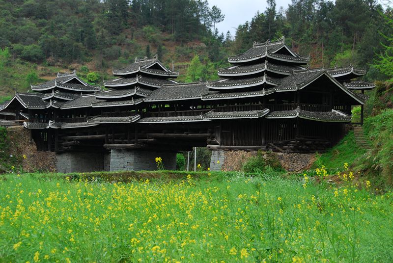 A scenic view of Liuzhou Batuanqiao