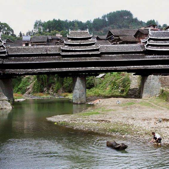 A scenic view of Liuzhou Batuanqiao