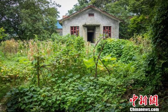 A scenic view of Liuzhou Jiu Jichang Chengfang Gongshiqun Jiuzhi