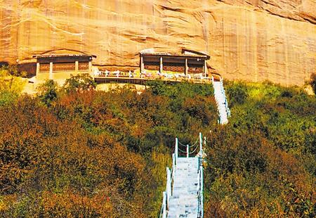 A scenic view of Longnan Lichuan Zhuanta