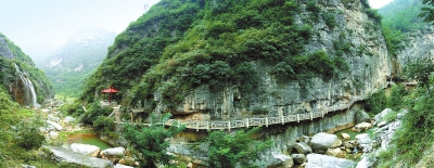 A scenic view of Longnan Wuting Mu