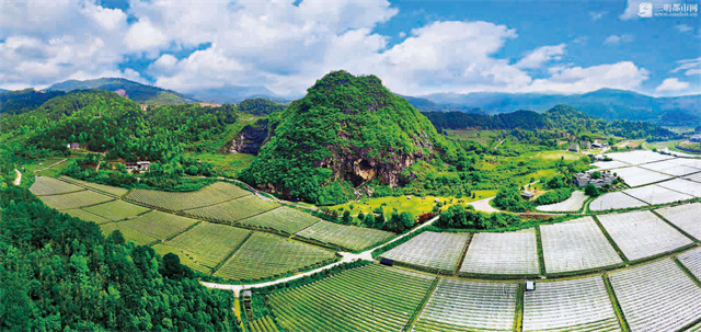 A scenic view of Longyan Qihedong Yizhi
