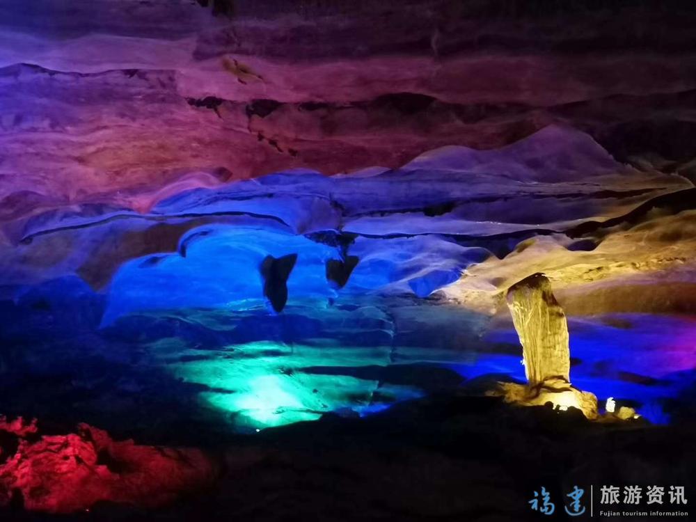 A scenic view of Longyan Qihedong Yizhi