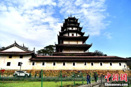 A scenic view of Longyan Xibei Tianhougong
