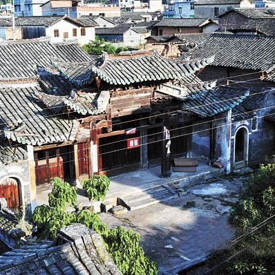 A scenic view of Longyan Zhixi Zongci Jianzhu